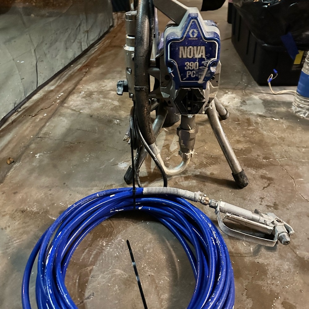 390 PC Blue Paint Sprayer